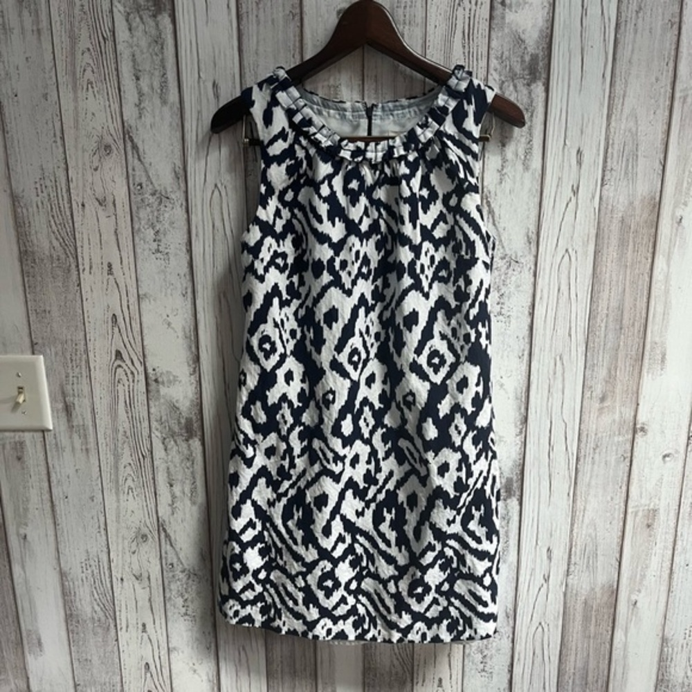 LOFT navy blue/white shift dress size 2